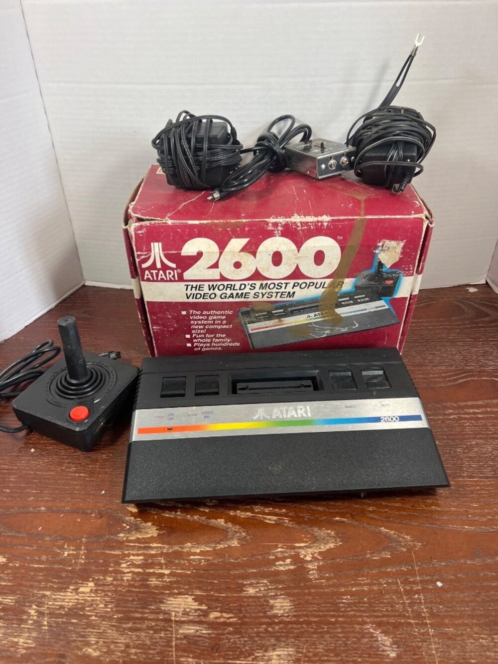 Vintage Atari 2600 Console With Joystick & Box - Classic Retro Gaming System Tes